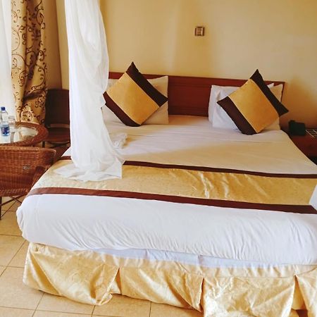 Golden Gates Hotel Thuthuriki Luaran gambar