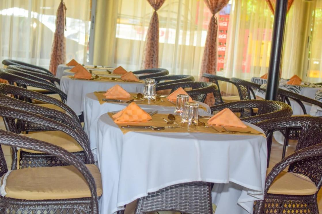 Golden Gates Hotel Thuthuriki Luaran gambar